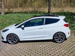Weiß Gebraucht 2020 Ford Fiesta ST Kleinwagen | 16.000 € (Guter Preis)