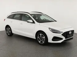 Andere Gebraucht 2024 Hyundai i30 Style Kombi | 20.495 € (Guter Preis)