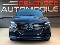 Schwarz Gebraucht 2024 Mercedes V300 AMG line Van / Kleinbus | 70.990 € (Etwas zu teuer)