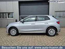 Brillantsilber metallic brillantsilber metallic Neu 2025 Skoda Fabia Selection Limousine | 20.000 € (Fairer Preis)
