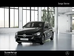 Schwarz Gebraucht 2024 Mercedes B200 Progressive Van / Kleinbus | 35.700 € (Teuer)