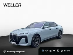 Brooklyn grau (grau) Gebraucht 2024 BMW 740 M Sport Limousine | 94.750 € (Etwas zu teuer)