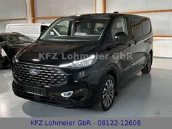 Obsidianschwarz metallic Neu 2025 Ford Tourneo Custom Titanium Van / Kleinbus | 67.990 €