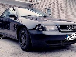 Blau Gebraucht 1997 Audi A4 Limousine | 2.000 € (Fairer Preis)