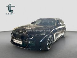 M carbonschwarz (metallic) Gebraucht 2025 BMW 520 Shadowline Kombi | 48.470 € (Superpreis)