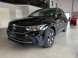 Schwarz Gebraucht 2023 VW Tiguan Move SUV | 33.350 € (Guter Preis)