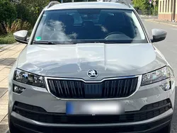 Grau Gebraucht 2022 Skoda Karoq SUV | 15.999 € (Guter Preis)