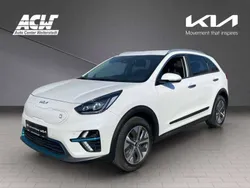 Snow white pearl Gebraucht 2022 Kia e-Niro 2 SUV | 25.477 € (Fairer Preis)
