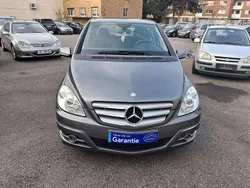 Grau Gebraucht 2010 Mercedes B180 Van / Kleinbus | 4.900 € (Fairer Preis)