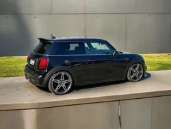Schwarz Gebraucht 2020 Mini John Cooper Works Kleinwagen | 28.500 € (Fairer Preis)