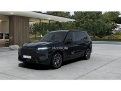 Schwarz Neu 2025 BMW X7 Sport Line SUV | 109.590 € (Guter Preis)
