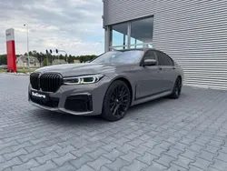 Grau Gebraucht 2021 BMW 730 M Sport Limousine | 59.900 €