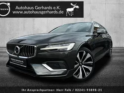 Grau Gebraucht 2022 Volvo V60 Inscription Kombi | 32.222 € (Fairer Preis)