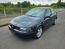 Schwarz Gebraucht 2002 Seat Leon Stella Limousine | 3.499 € (Teuer)