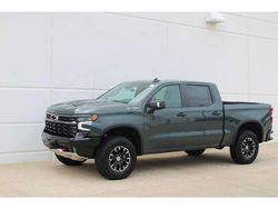 Gno slate gray Neu 2025 Chevrolet Silverado SUV | 82.900 € (Etwas zu teuer)