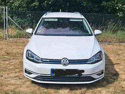 Weiß Gebraucht 2019 VW Golf VII Kombi | 15.800 € (Guter Preis)