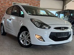 Weiß Gebraucht 2011 Hyundai ix20 Classic Van / Kleinbus | 6.780 € (Fairer Preis)