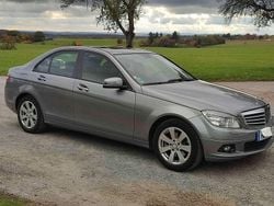 Grau Gebraucht 2009 Mercedes C200 Limousine | 10.900 € (Etwas zu teuer)