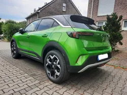 Grün Gebraucht 2023 Opel Mokka Ultimate SUV | 22.500 € (Fairer Preis)