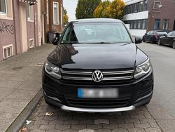 Schwarz Gebraucht 2013 VW Tiguan SUV | 8.000 €