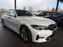 Weiß Gebraucht 2022 BMW 320 Sport Line Limousine | 26.900 € (Guter Preis)