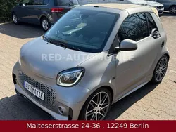 Weiß Gebraucht 2016 Smart ForTwo Cabrio Brabus Cabrio | 24.990 €