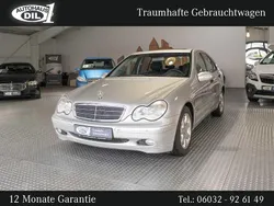 Brillantsilber metalliclack (metallic) Gebraucht 2003 Mercedes C220 Limousine | 3.850 € (Teuer)