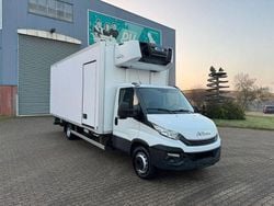 Weiss Gebraucht 2018 Iveco Daily Van | 35.699 €