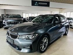 Grau Gebraucht 2022 BMW 320 Sport Line Kombi | 20.490 € (Guter Preis)