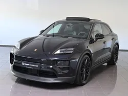 Tiefschwarzmetallic Gebraucht 2025 Porsche Macan SUV | 89.750 € (Superpreis)