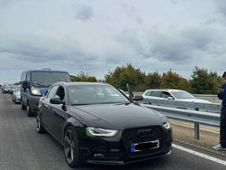 Schwarz Gebraucht 2012 Audi A4 S-Line Kombi | 9.799 € (Etwas zu teuer)