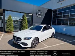 Weiß Gebraucht 2022 Mercedes C200 Avantgarde Limousine | 44.500 €