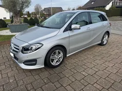 Silber Gebraucht 2016 Mercedes B200 Van / Kleinbus | 17.500 € (Fairer Preis)