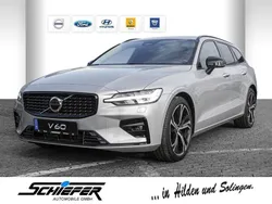 Silber Gebraucht 2024 Volvo V60 Plus Kombi | 52.980 €