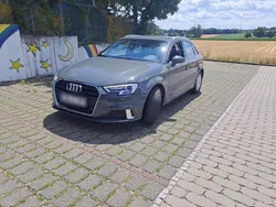 Grau Gebraucht 2019 Audi A3 Kleinwagen | 15.000 € (Superpreis)