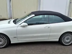 Weiß Gebraucht 2008 Mercedes CLK200 Cabrio | 14.490 € (Teuer)