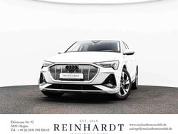 Gletscherweiß metallic Gebraucht 2022 Audi e-tron S-Line SUV | 34.900 € (Guter Preis)