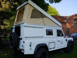 Weiß Gebraucht 2011 Land Rover Defender SUV | 57.500 €