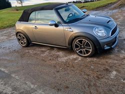 Grau Gebraucht 2010 Mini Cooper Cabriolet Cabrio | 5.800 € (Etwas zu teuer)
