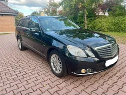 Schwarz Gebraucht 2011 Mercedes E250 Elegance Kombi | 8.290 € (Superpreis)