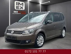 Braun Gebraucht 2011 VW Touran Style Van / Kleinbus | 6.900 € (Fairer Preis)
