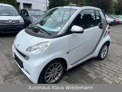 Weiß Gebraucht 2012 Smart ForTwo Cabrio Cabrio | 7.500 € (Fairer Preis)
