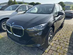 Saphirschwarz metallic Neu 2025 BMW 220 Limousine | 39.990 € (Superpreis)