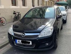 Schwarz Gebraucht 2008 Opel Astra Kombi | 1.799 € (Guter Preis)