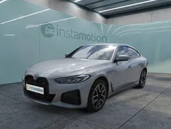 Grau Gebraucht 2023 BMW i4 M Sport Limousine | 44.749 € (Fairer Preis)