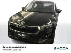 Stahlgrau Gebraucht 2022 Skoda Karoq SportLine SUV | 28.390 € (Superpreis)