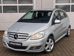 Polarsilber Gebraucht 2011 Mercedes 200 Limousine | 6.990 € (Fairer Preis)