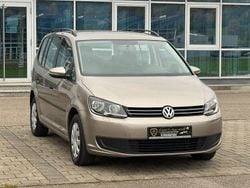 Beige Gebraucht 2012 VW Touran Highline Van / Kleinbus | 4.899 € (Fairer Preis)