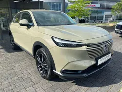 Snad khaki (beige) Gebraucht 2024 Honda HR-V Elegance SUV | 27.980 € (Fairer Preis)