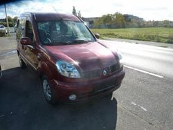 Rot Gebraucht 2007 Renault Kangoo Privilege Van / Kleinbus | 3.499 € (Etwas zu teuer)